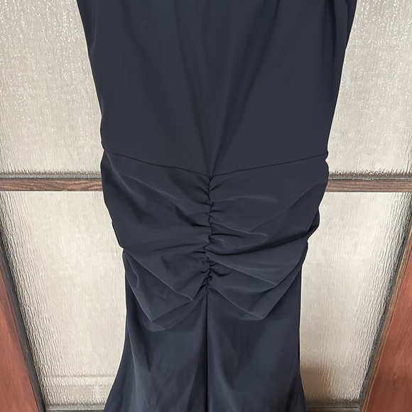 La Petite Robe di Chiara Boni
Black Lace Illusion Gown size 48R or size 12 - Picture 12 of 15